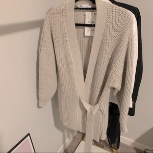 Zara wrap-up oversized cardigan, size s NWT